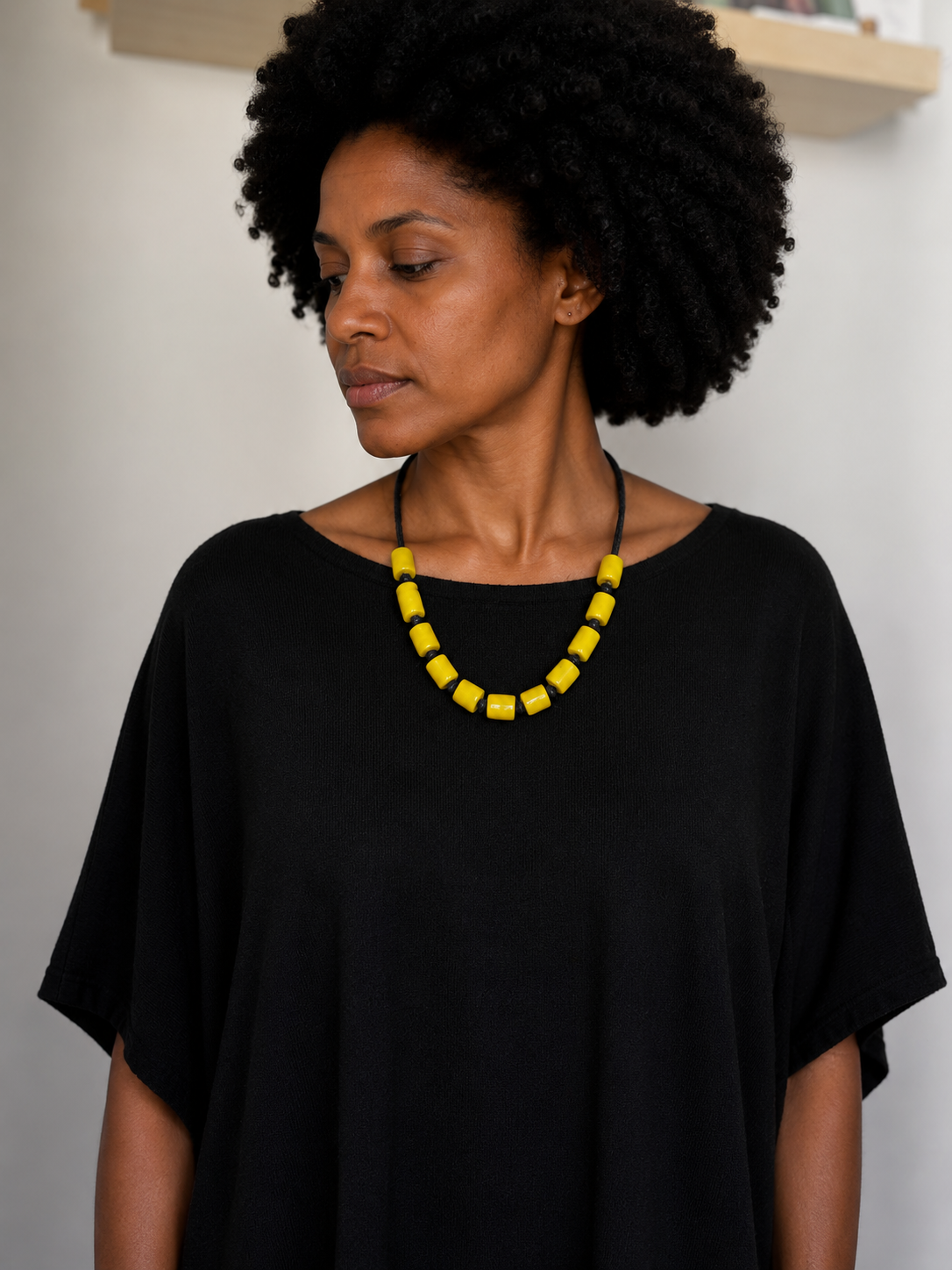 Collar Barro Esmaltado Amarillo